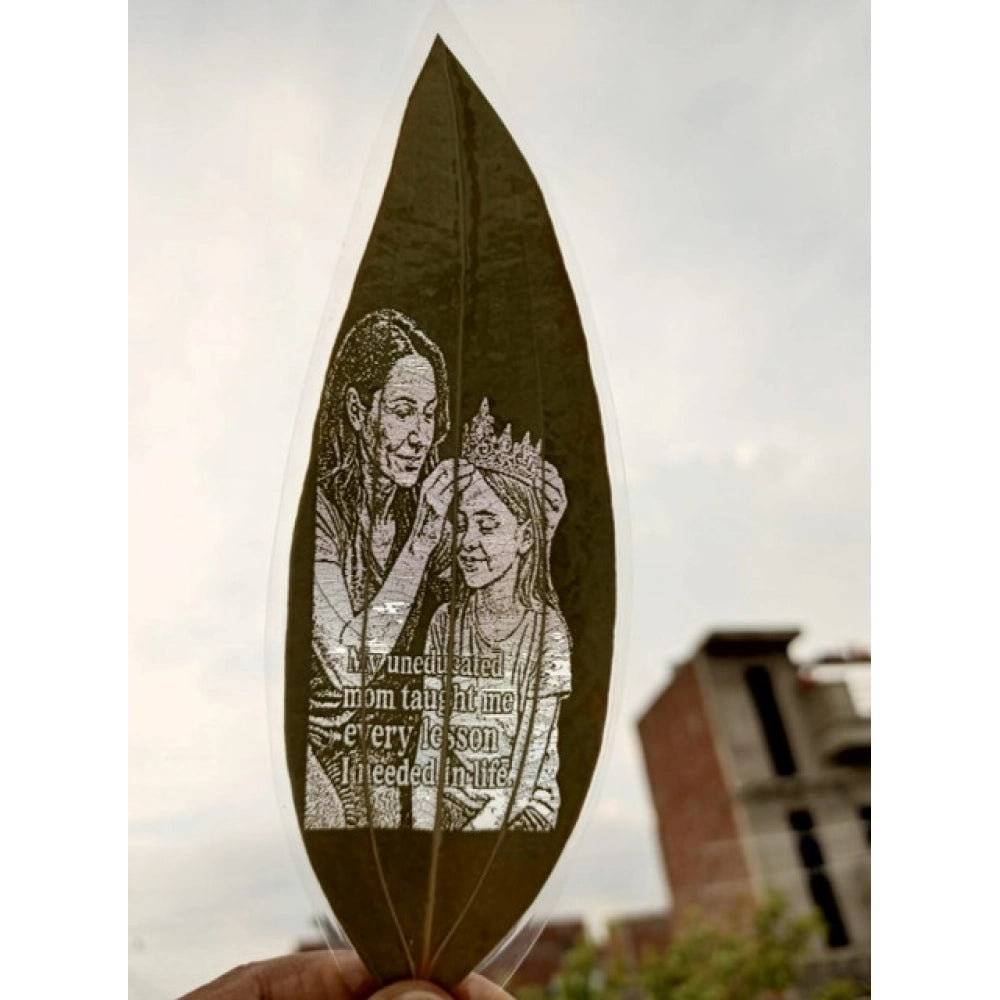 Generic Custom Mother And Daughter Leaf Art – Personalized Engraved Portrait on Natural Leaf