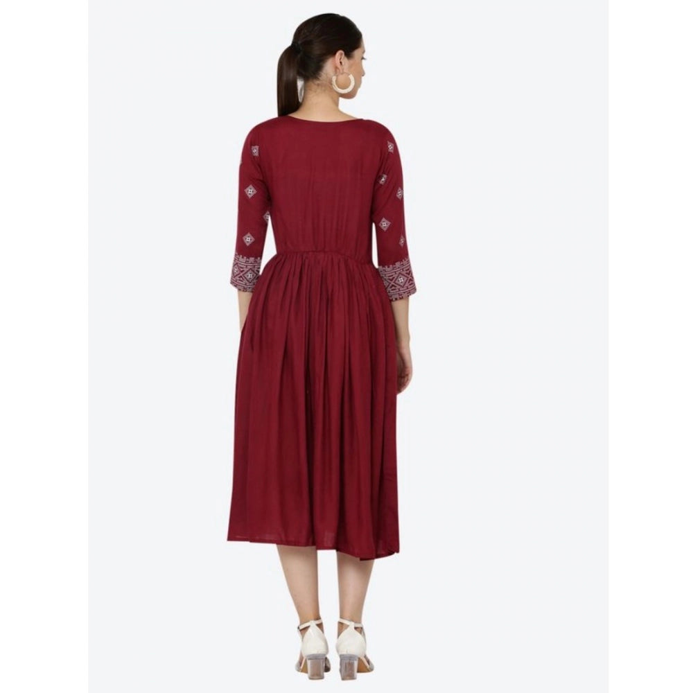 Generic Women's Casual Rayon 3-4th Sleeves Kurti (Maroon)