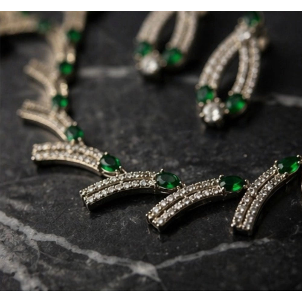 Women's Green Brass Silver Plated Necklace Set