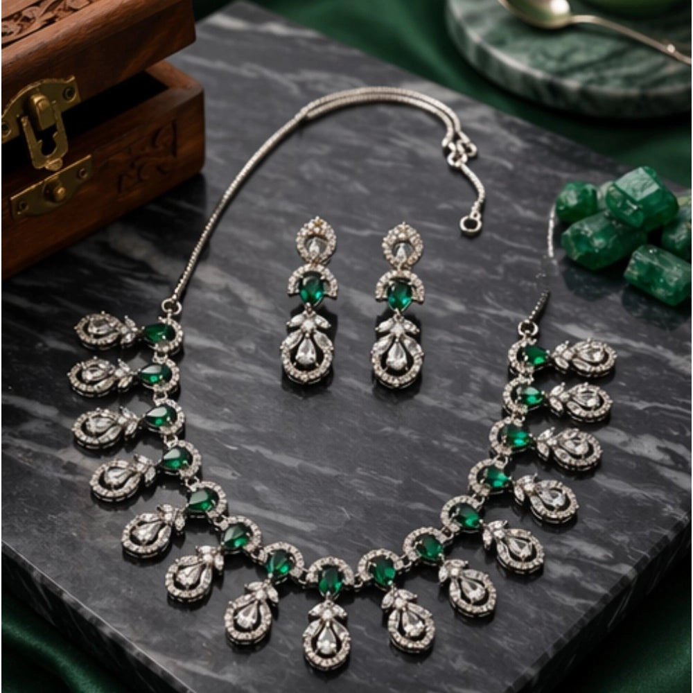 Women's Green Brass Silver Plated Necklace Set
