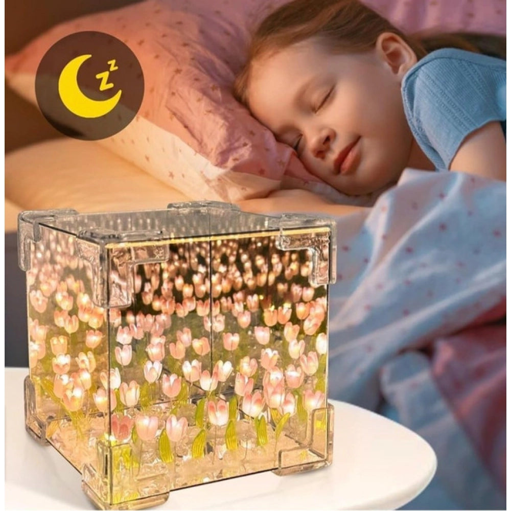 Cube Tulip LED Lamp – Multicolor
