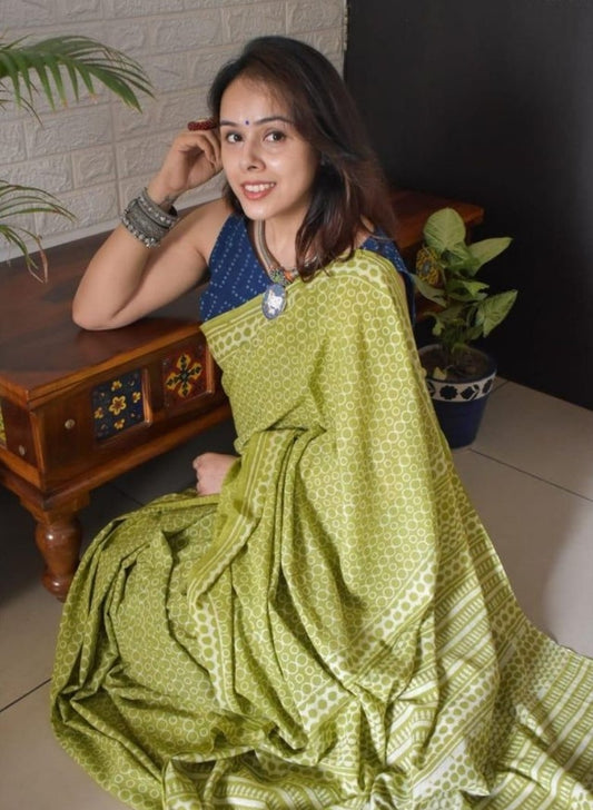 Generic Women's Linen Printed Saree With Unstitched Blouse - 5.5 Mtr (Green)